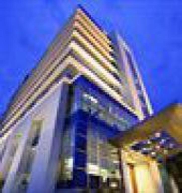 Hotel Santika Makassar Exterior photo